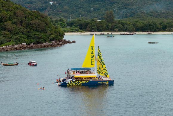 Meka Catamaran