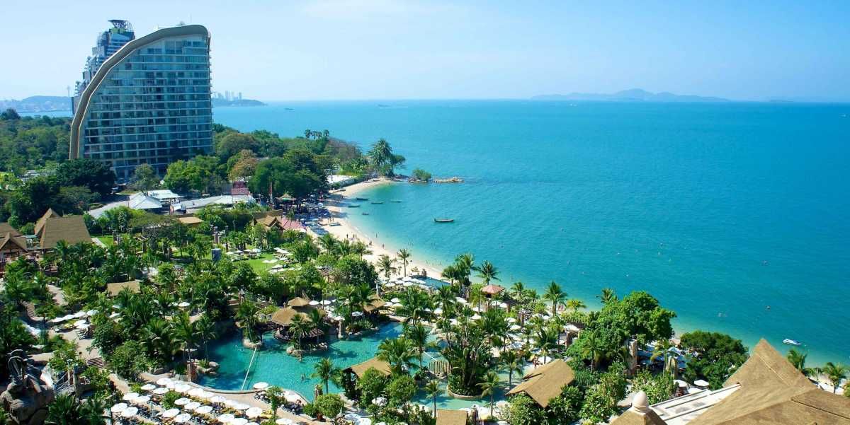 Pattaya – Experience the Allure of Thailand’s Iconic Seaside City by Boat